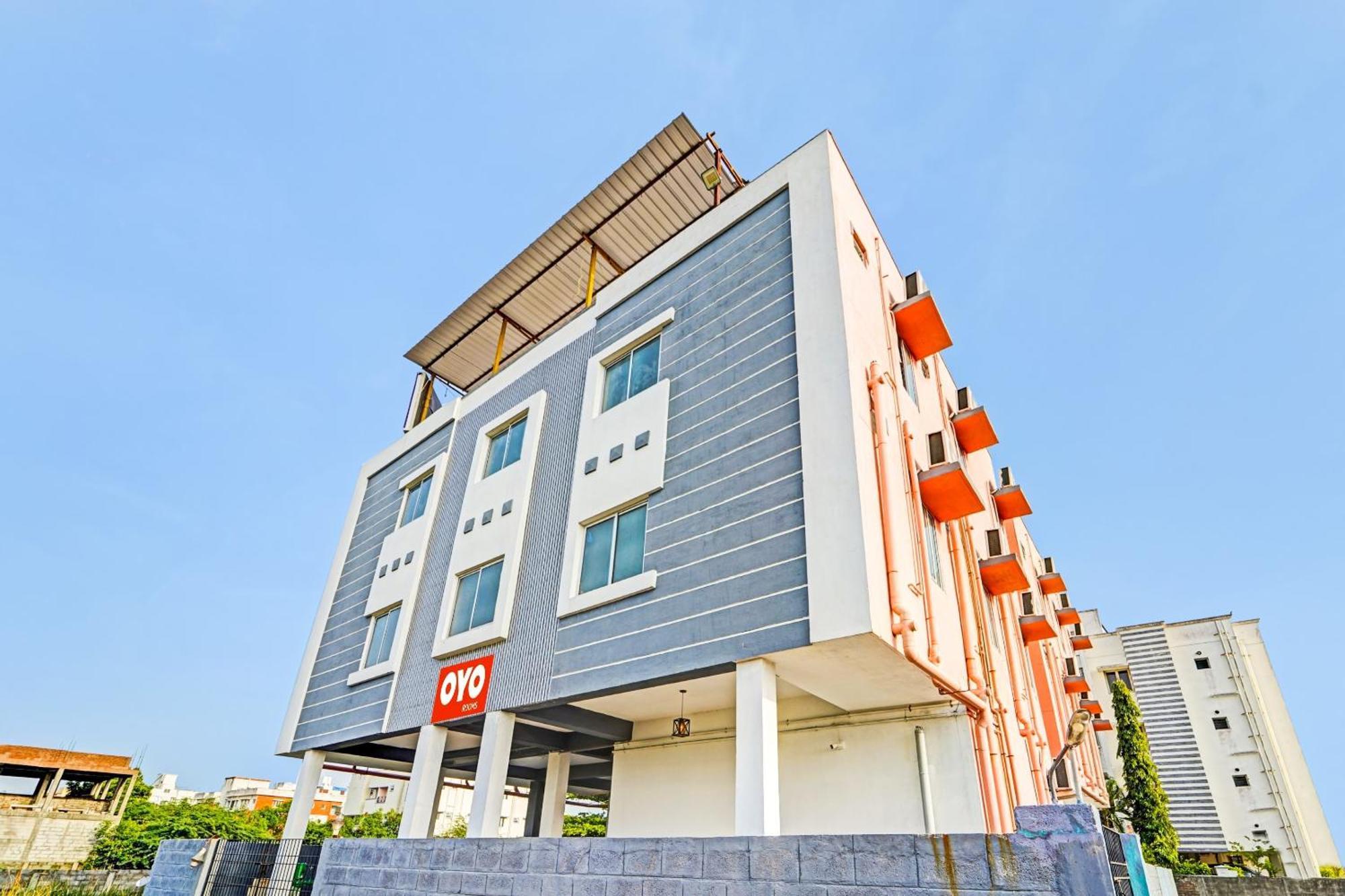 Hotel O Karapakkam, Madras Buitenkant foto