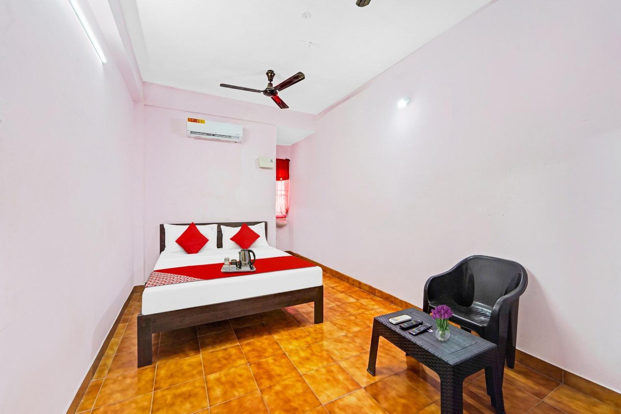 Hotel O Karapakkam, Madras Buitenkant foto
