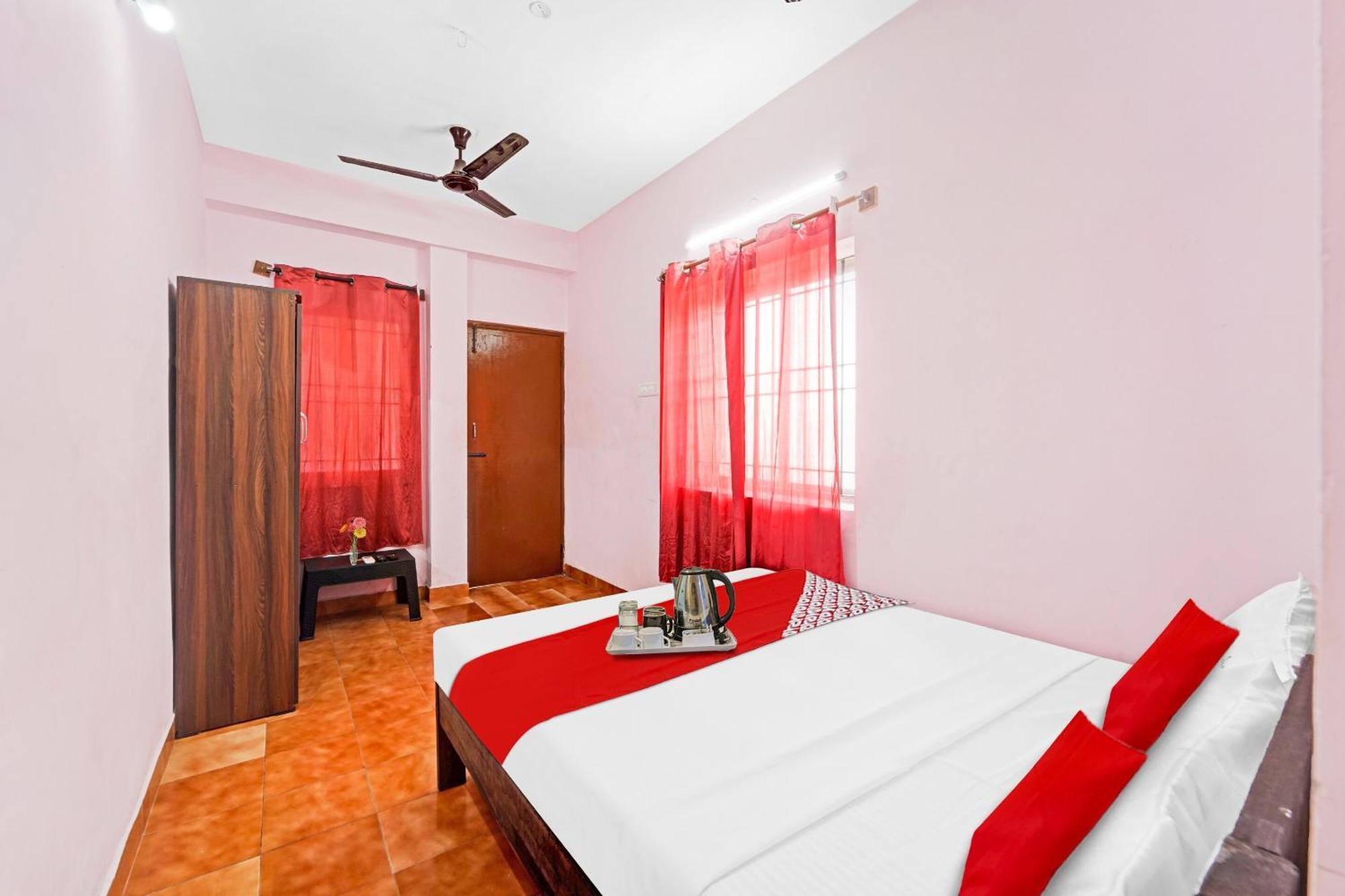 Hotel O Karapakkam, Madras Buitenkant foto